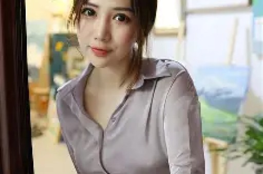 “耍大牌”被富婆贴脸开大口碑下滑是真性情还是低情商？