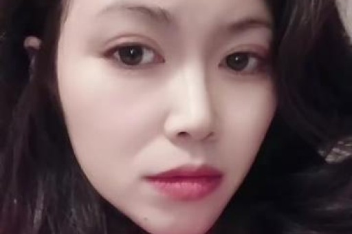 36岁江铠同泉州现身出轨门后状态滋润长相神似毛晓彤